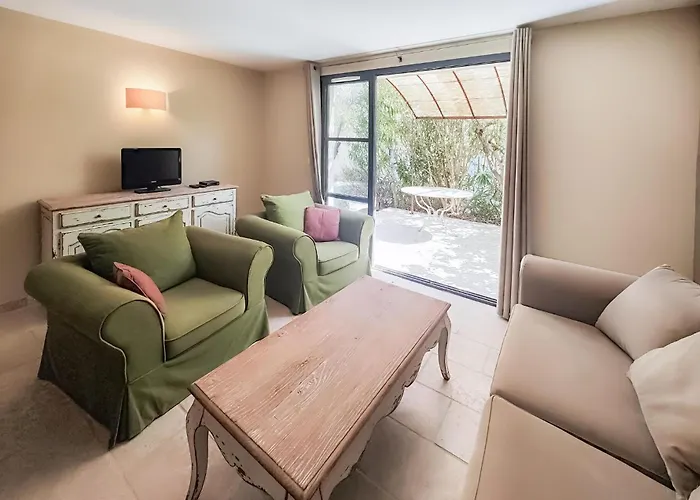 2 Bedroom Gorgeous In Saint-laurent-de-la-ca Semesterbostad Saint-Laurent-de-la-Cabrerisse